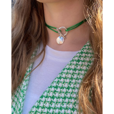 Collier Toggle Satiné porté