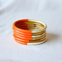 Jonc fin rond en corne de buffle 6 mm, laqué 1 couleur Orange 
sanguine