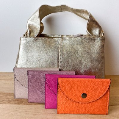 Pochette Sunny Cuir Grainé rigide Pochette Sunny Cuir Grainé rigide